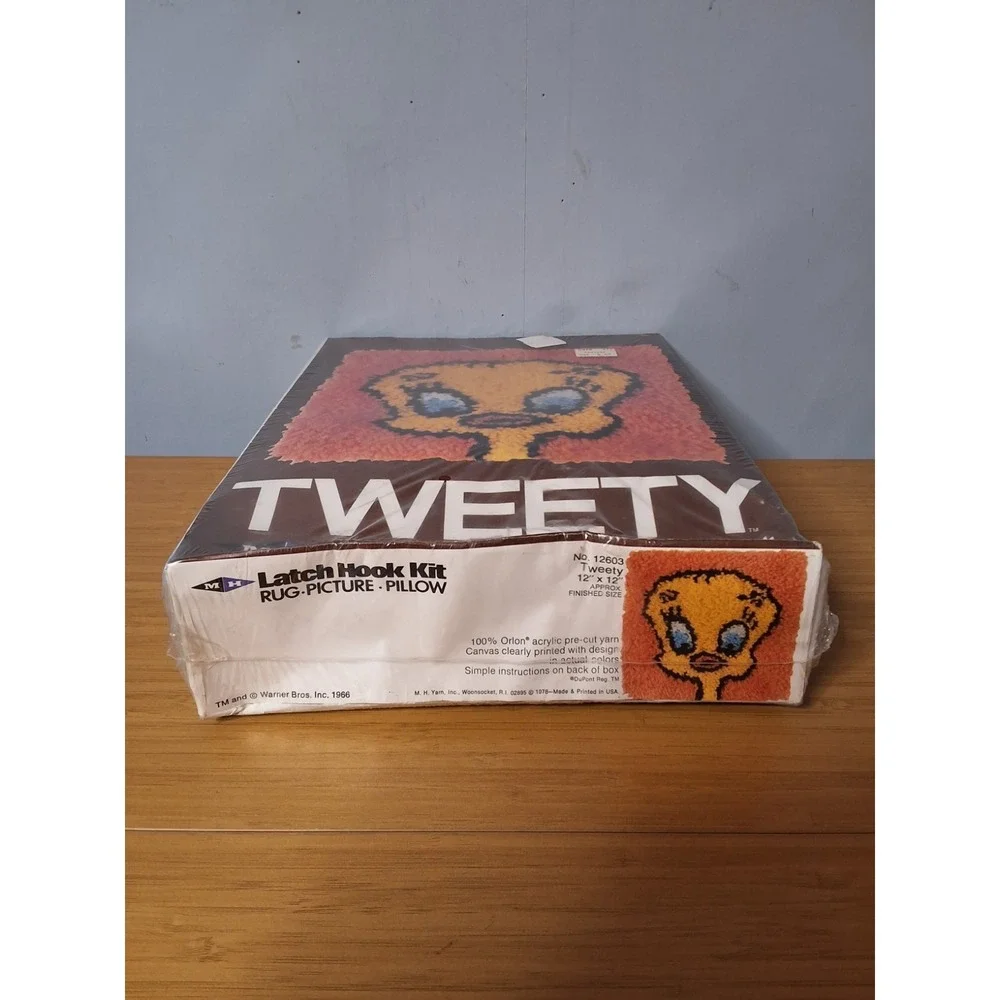 Vintage 1978 M.H. Yarn Tweety Bird Latch Hook Kit #12603 12